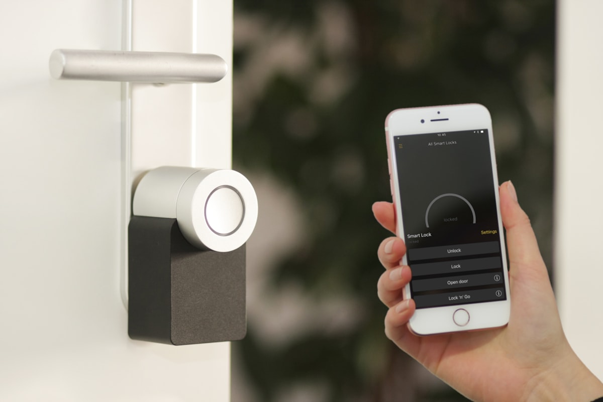 Smart home untuk rumah Indonesia oleh KIRA VA